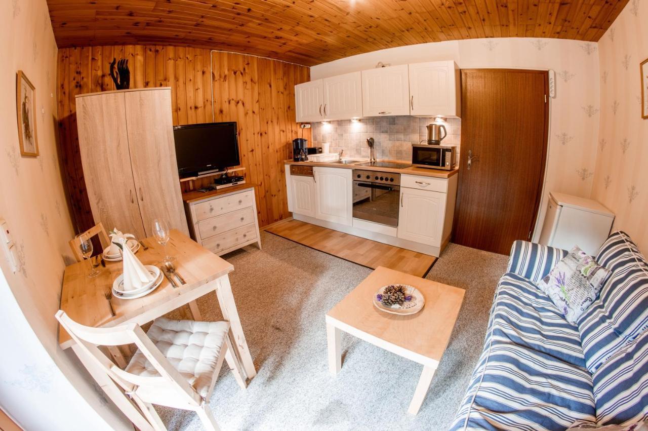 Apartments Haus Martin ไบเออริช ไอเซินชไตน์ ภายนอก รูปภาพ